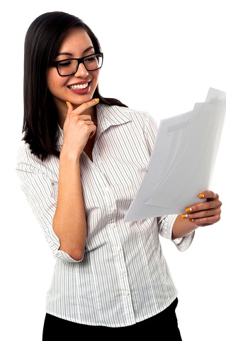 rms-pharmacy-point-of-sale-reports.jpg A pharmacist reviews POS reports intently